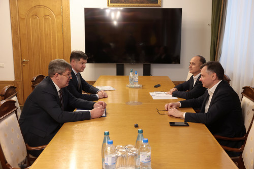 Slusar and electroseti