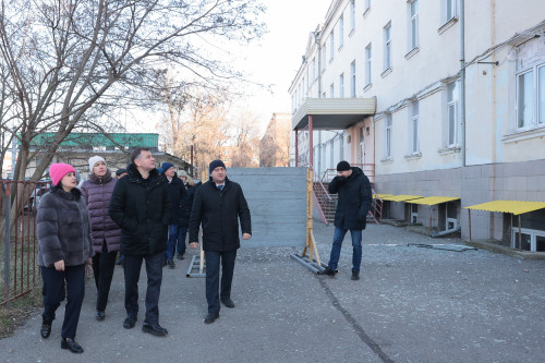 Slusar controled windows